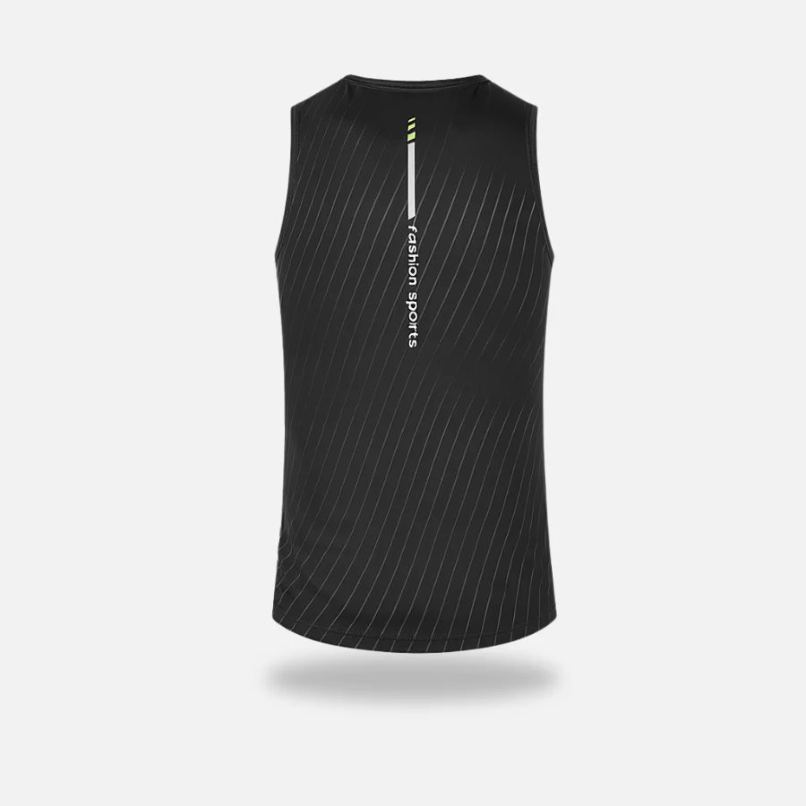 RUNNR™ AeroLite Singlet - Image 11
