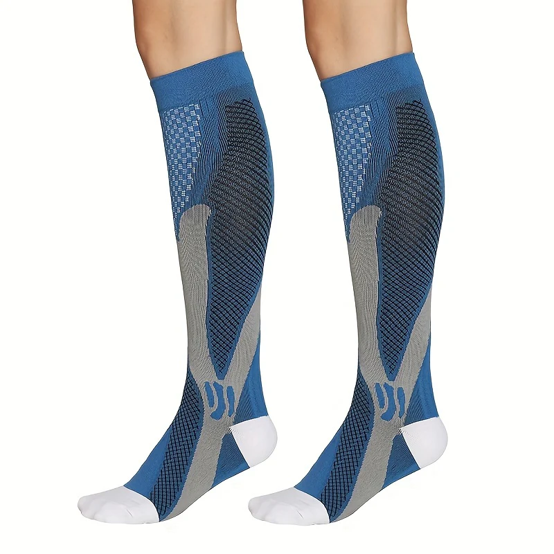 RUNNR Gradient Compression Socks (Pair) - Image 10