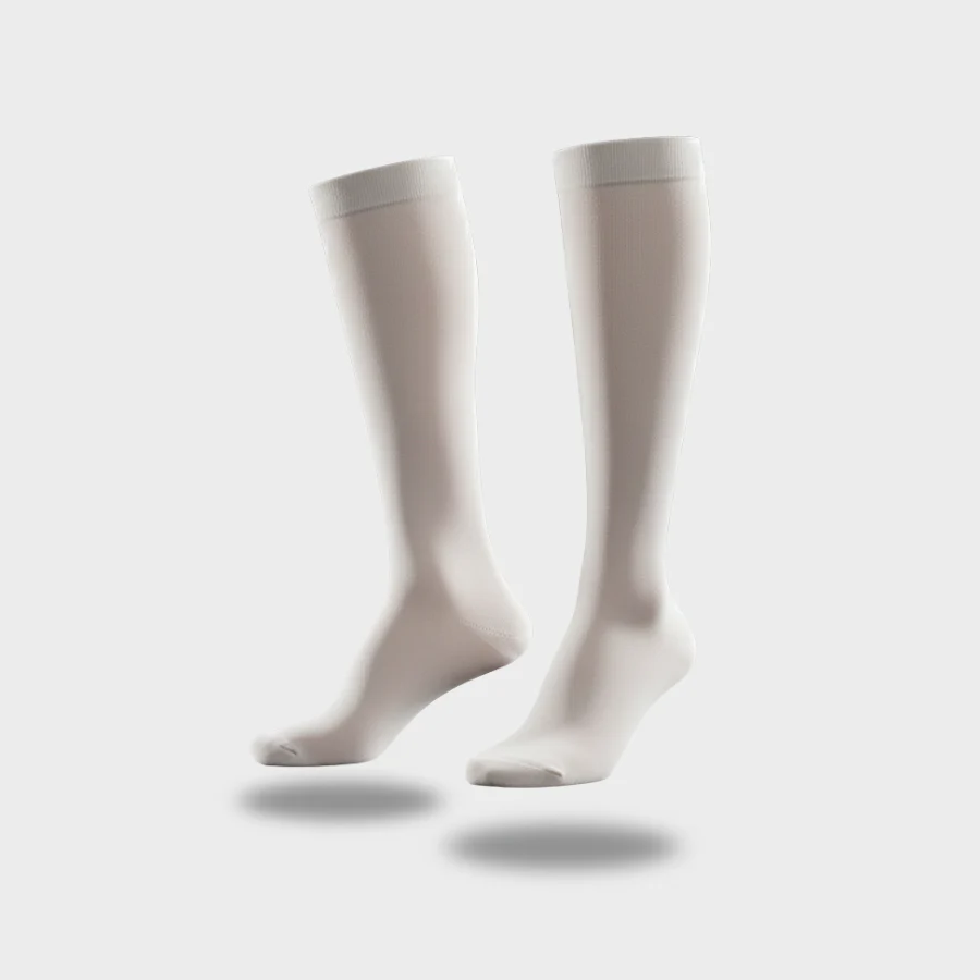RUNNR Gradient Compression Socks (Pair) - Image 4